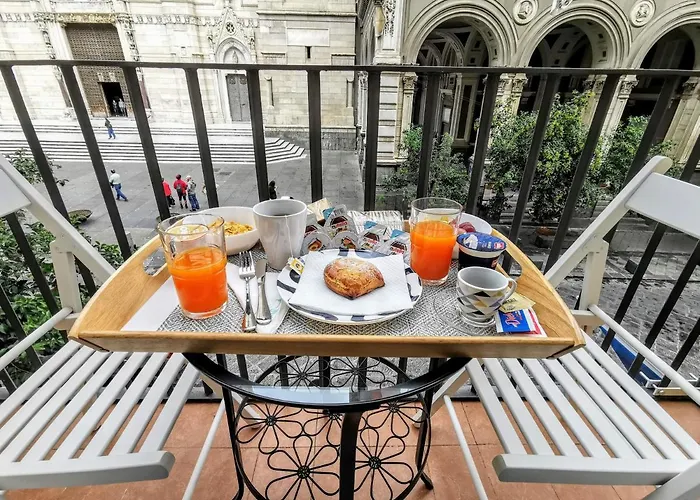 Bed and Breakfast Duomo 152 Napoli