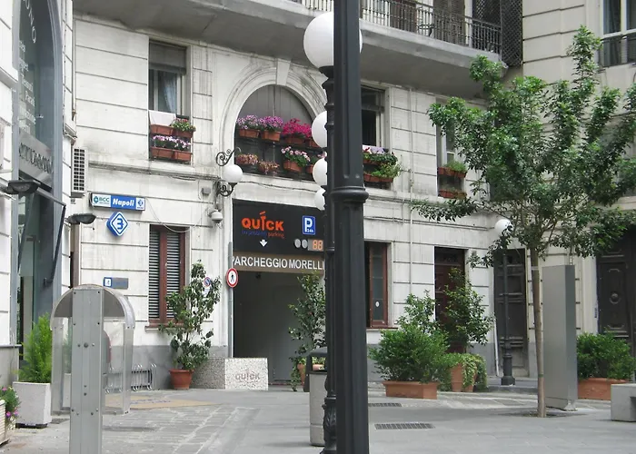 Bed morelli 49 , chiaia Napoli